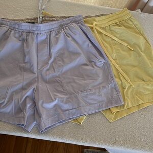 Lululemon men’s pace breaker with square pockets 5”